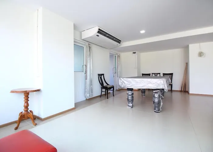 Hotel Oyo 474 Tara Bangkok